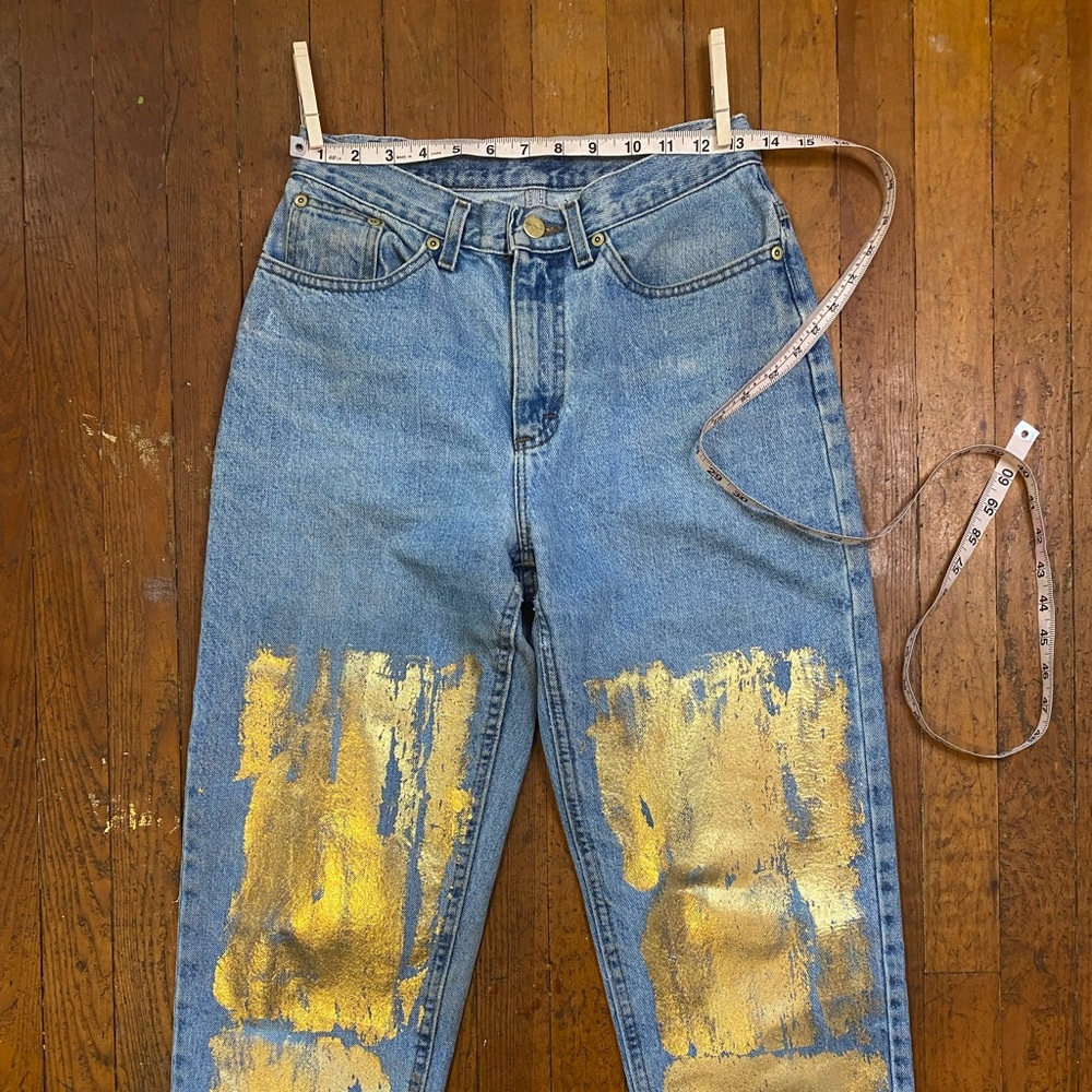 Distressed Metallic Coated Denim Jeans - Picture 4 of 8